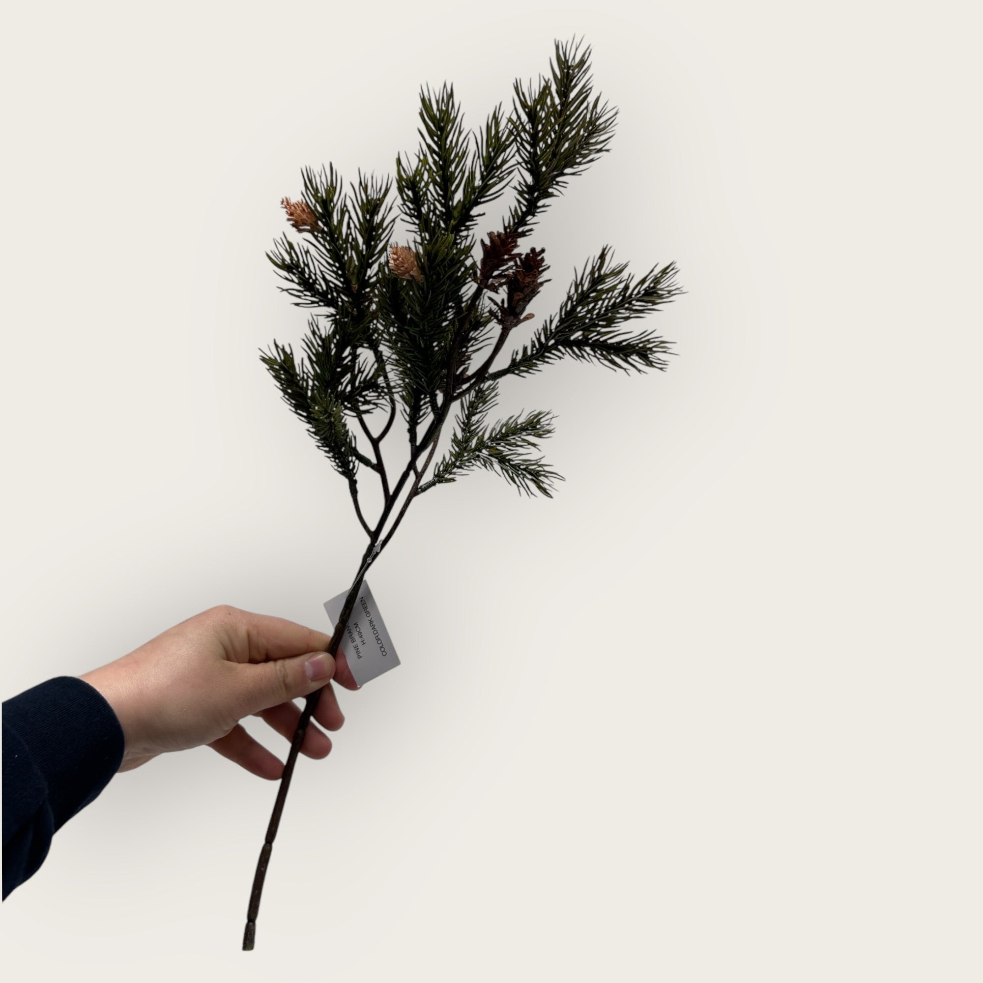 Pine Boomtak  | Zijden kunstbloem | Lengte 49cm  1pcs