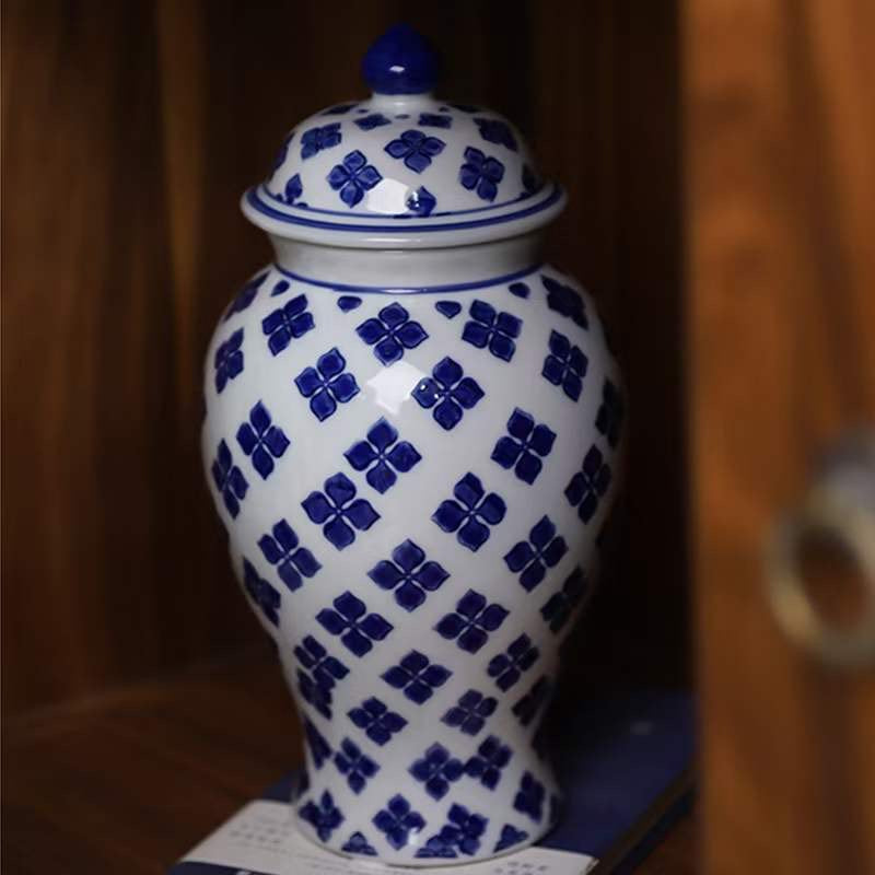 Blue and White Porcelain Flower Vase (Small size)